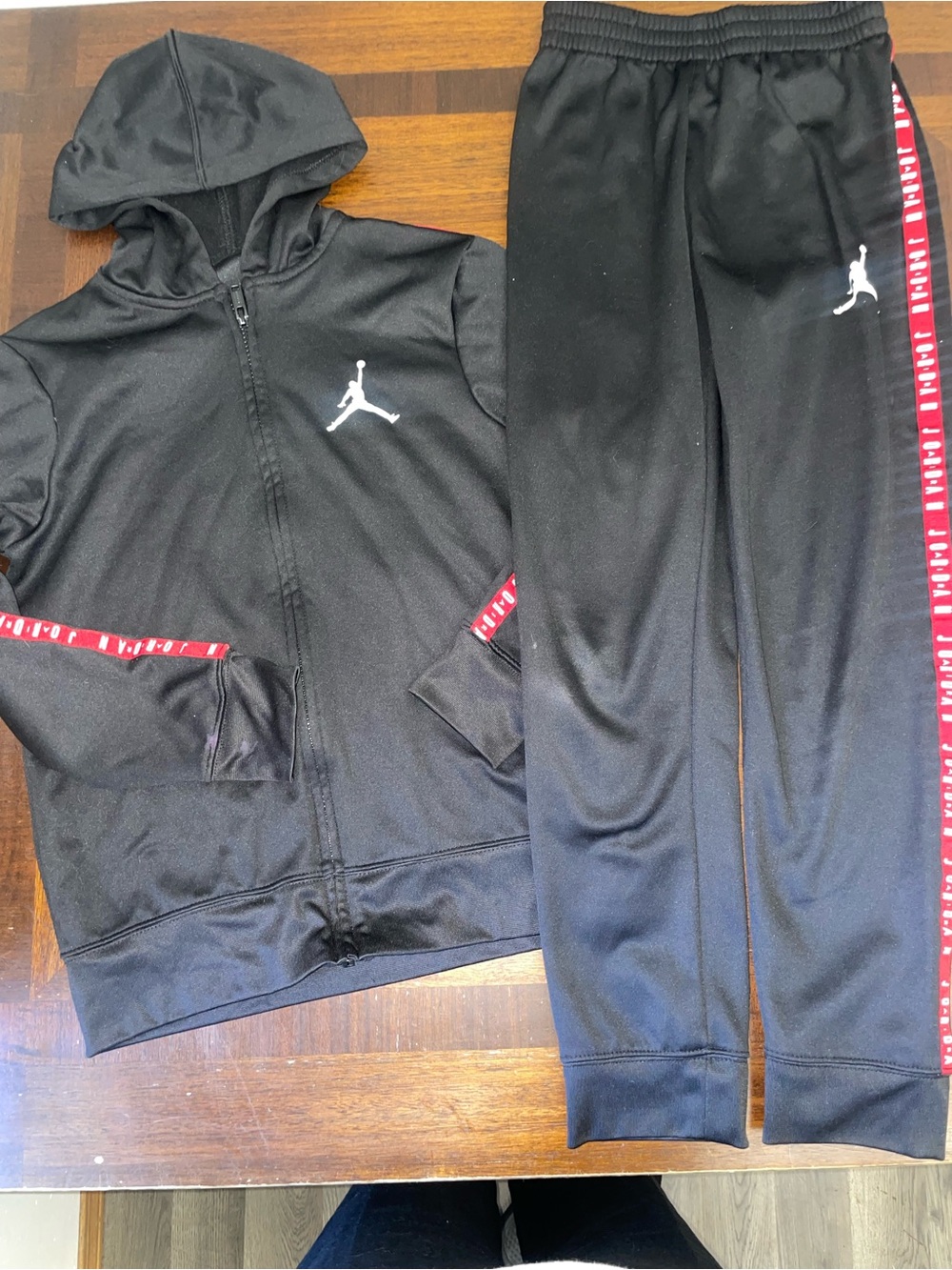 Jordan Boys Youth Medium Black Full Zip Hoodie & Jogger Pants Tracksuit Set